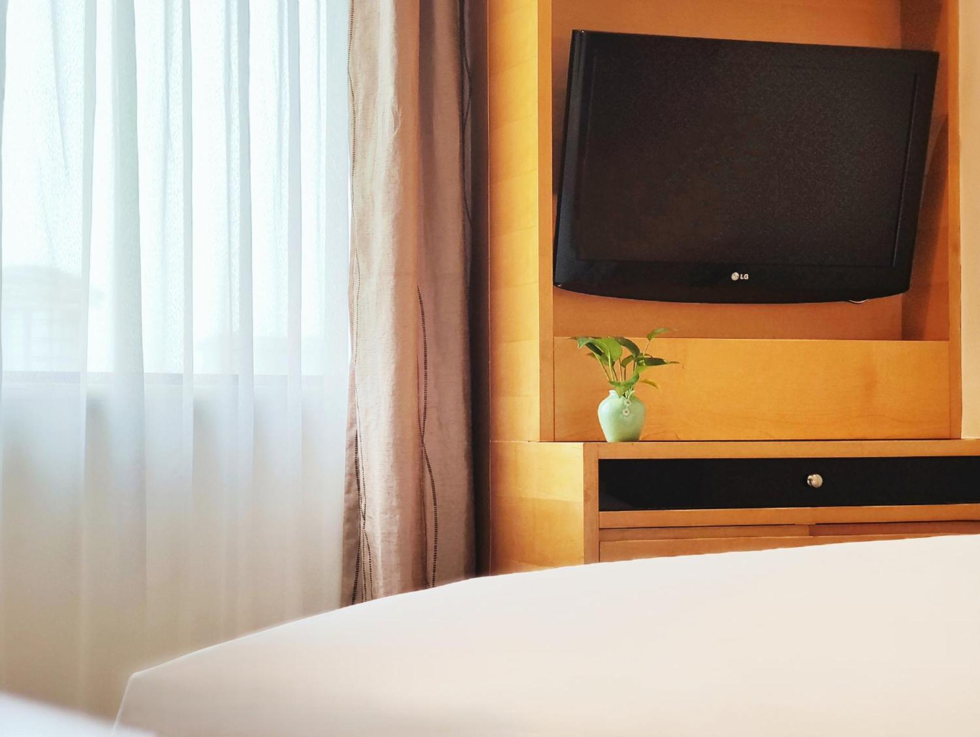 Millennium Hotel Chengdu - Close To Wuhou Shrine And Chengdu South Railway Station,Fluent English Service Kültér fotó